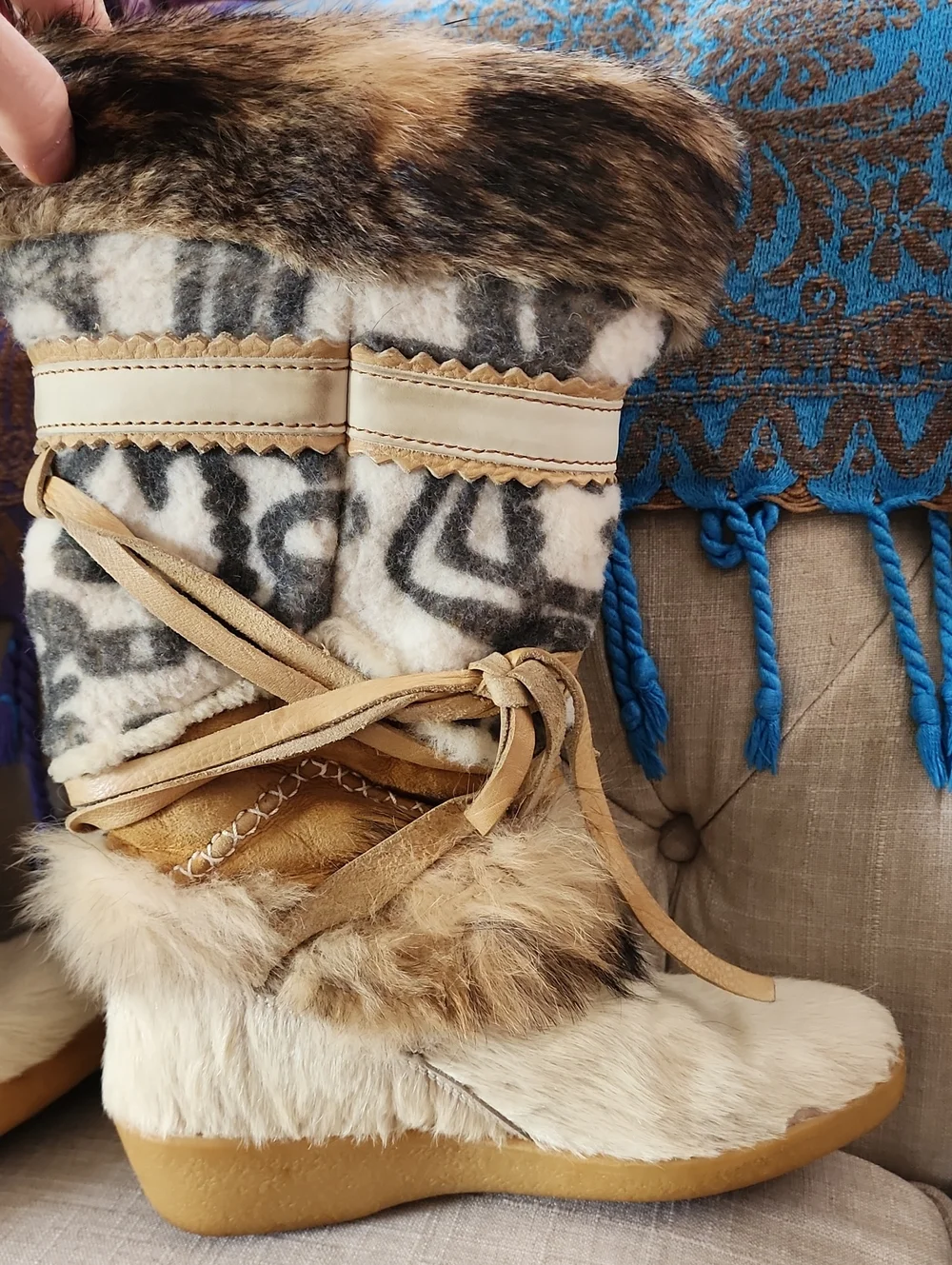 Tecnica Tan and Cream 80’s Ski Fur Winter Boots with Patterned Shaft size 38.